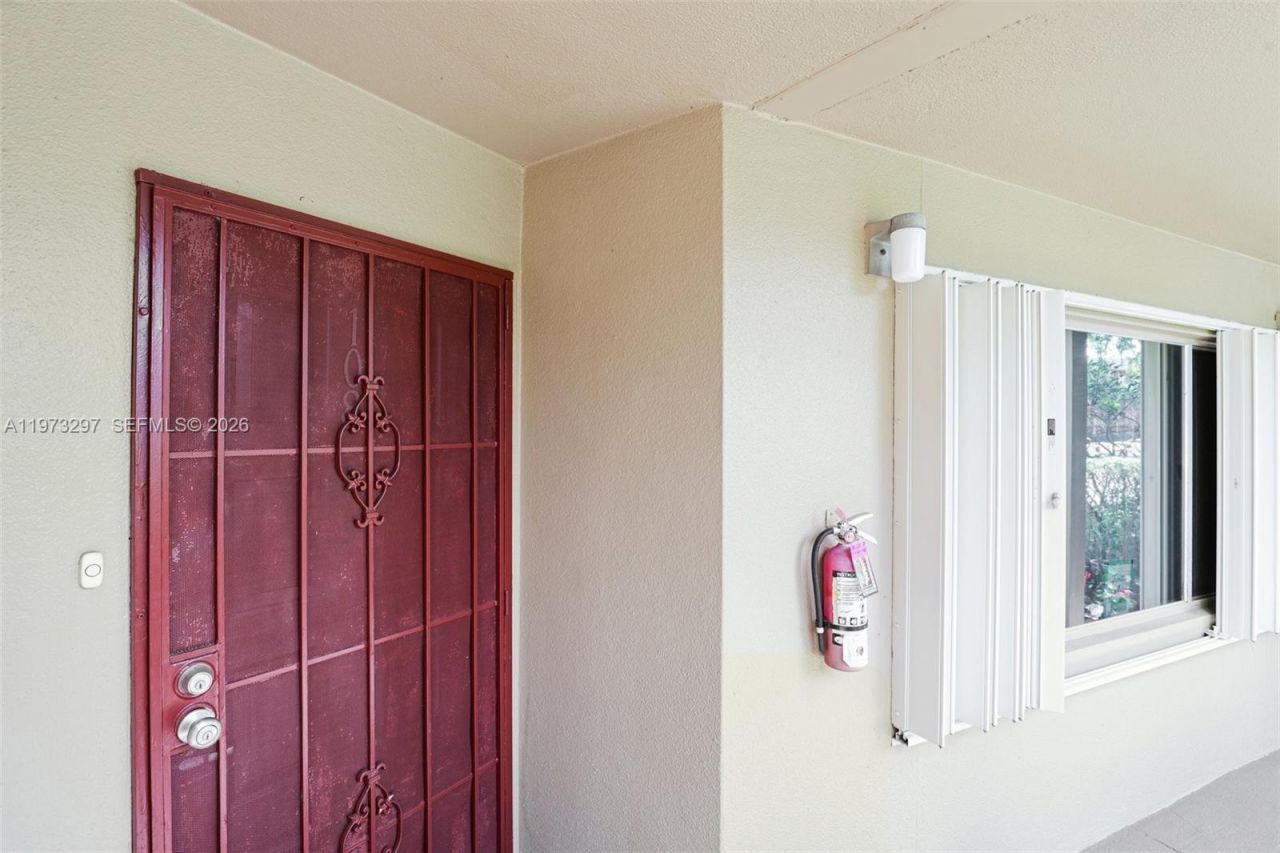 901 SW 138th Ave, Unit 108C, Pembroke Pines, FL 33027 Photo