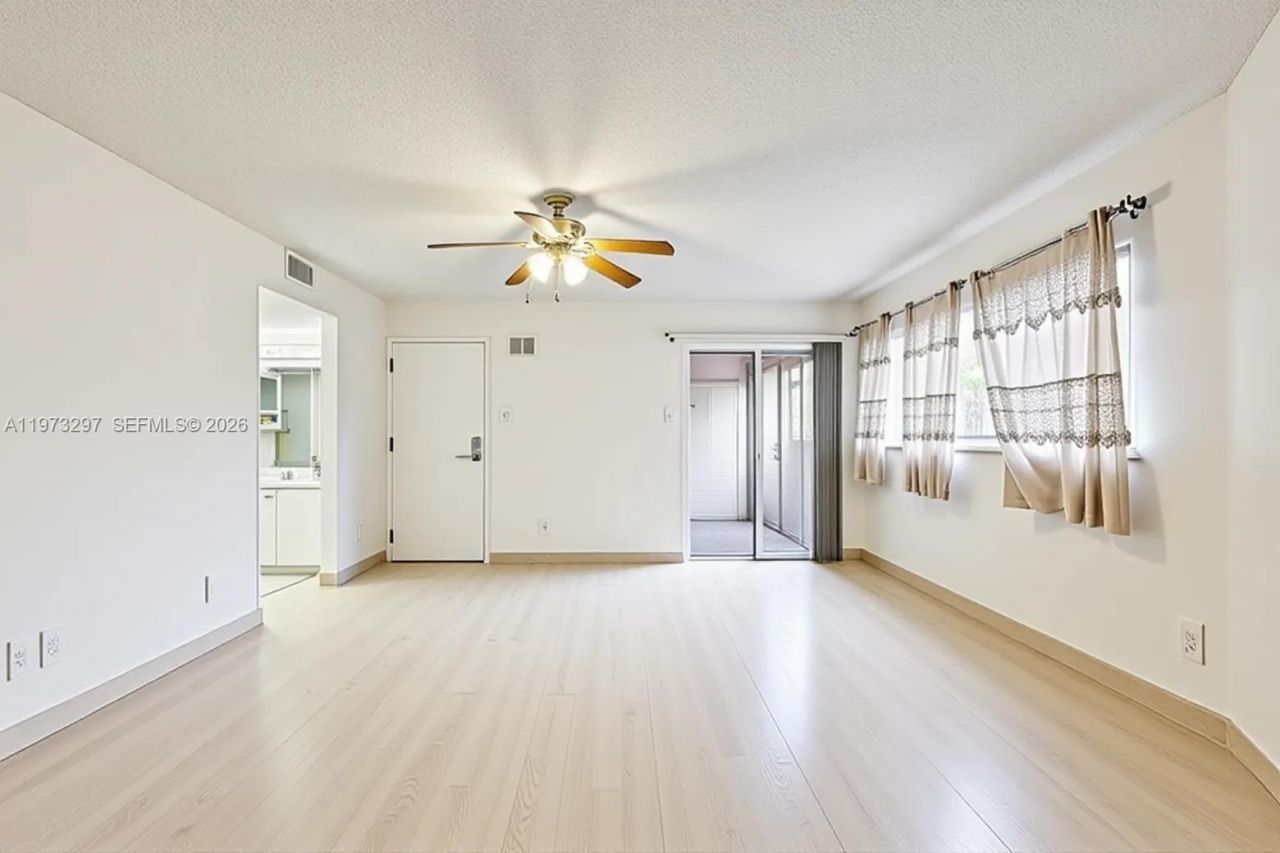 901 SW 138th Ave, Unit 108C, Pembroke Pines, FL 33027 Photo