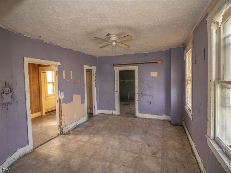 5005 Dalton Avenue, Cleveland, OH 44127 Photo 2