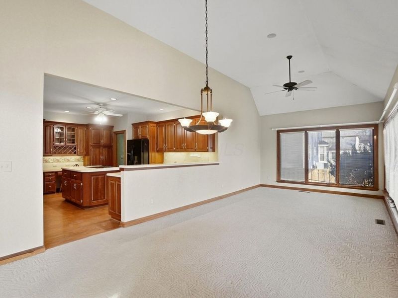 6035 Winnebago Street, Grove City, OH 43123 Photo 10