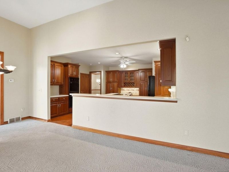 6035 Winnebago Street, Grove City, OH 43123 Photo 14