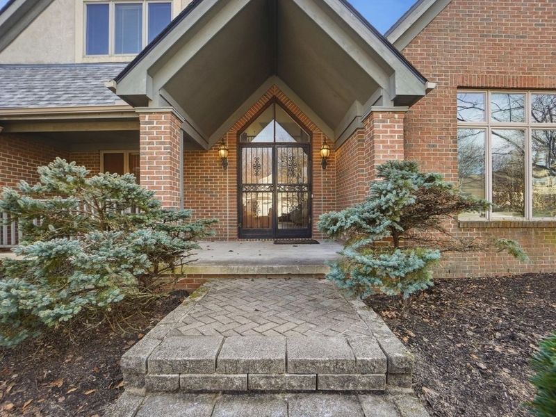 6035 Winnebago Street, Grove City, OH 43123 Photo 4