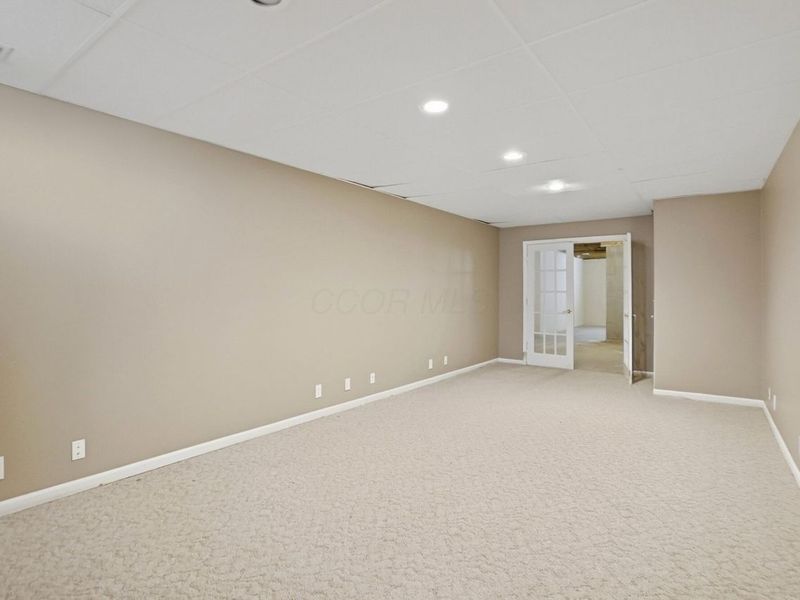 6035 Winnebago Street, Grove City, OH 43123 Photo 71