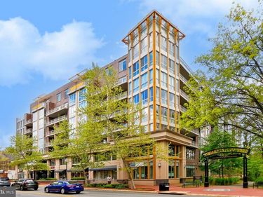 513 W BROAD STREET, Unit 711, FALLS CHURCH, VA 22046