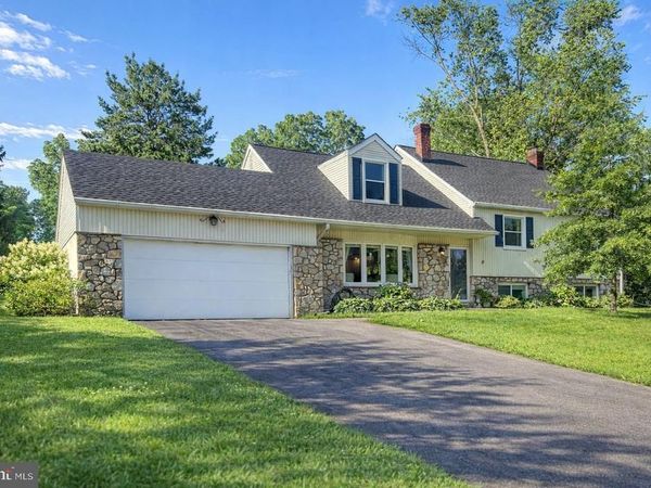 41 S SPRING LANE, PHOENIXVILLE, PA 19460