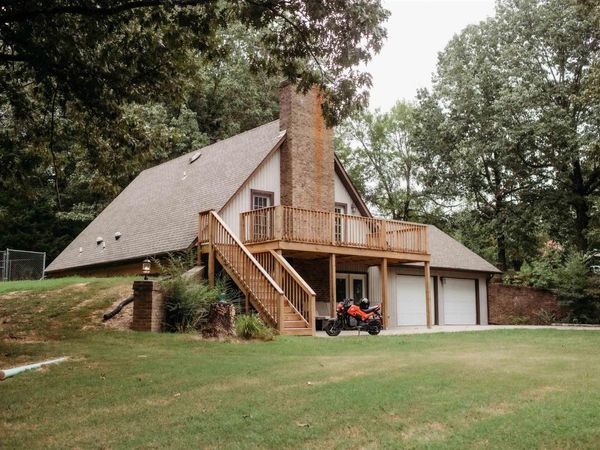 1897 S 12th Avenue, Piggott, AR 72454