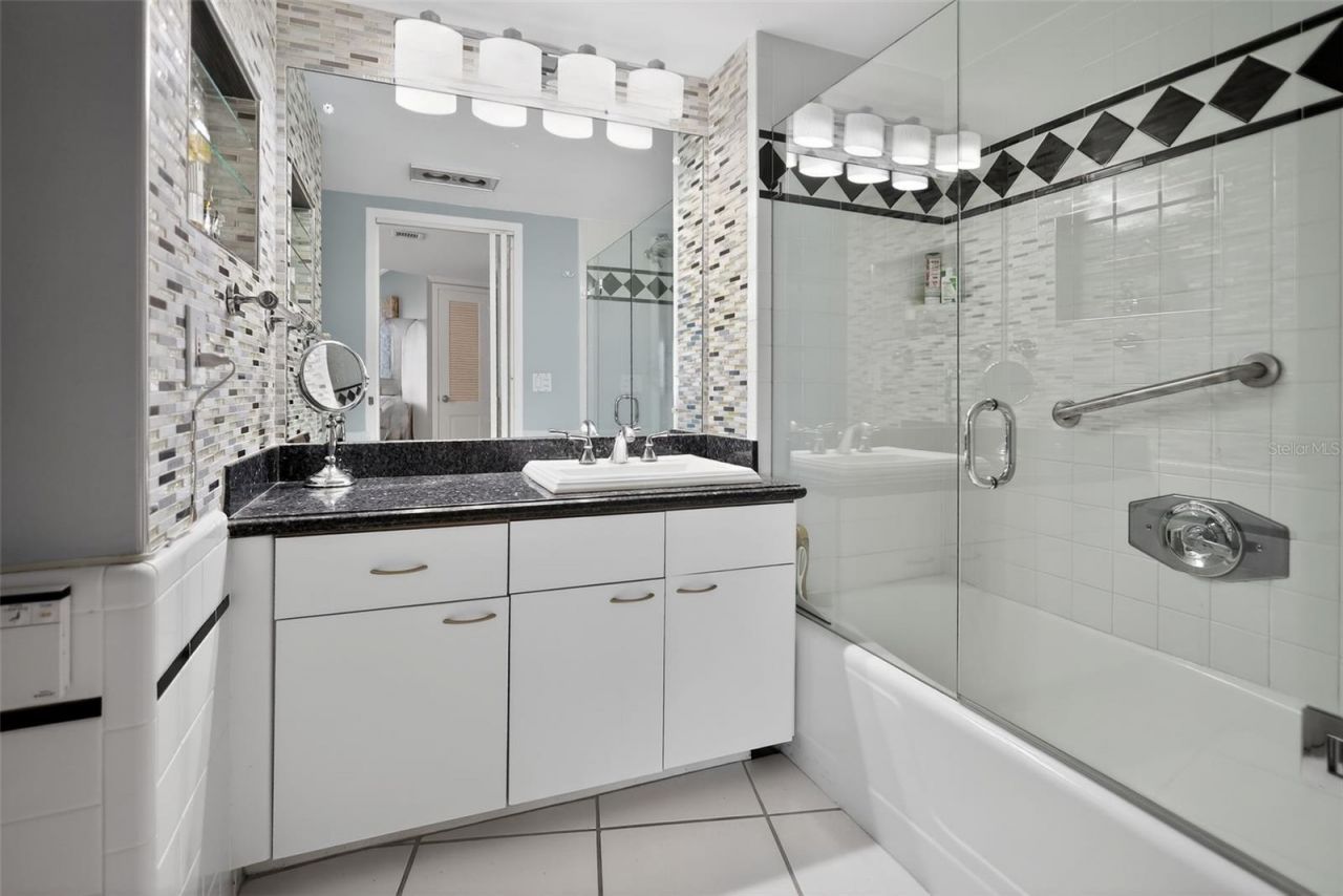 3000 Holiday Drive, Unit 1505, Fort Lauderdale, FL 33316 Photo