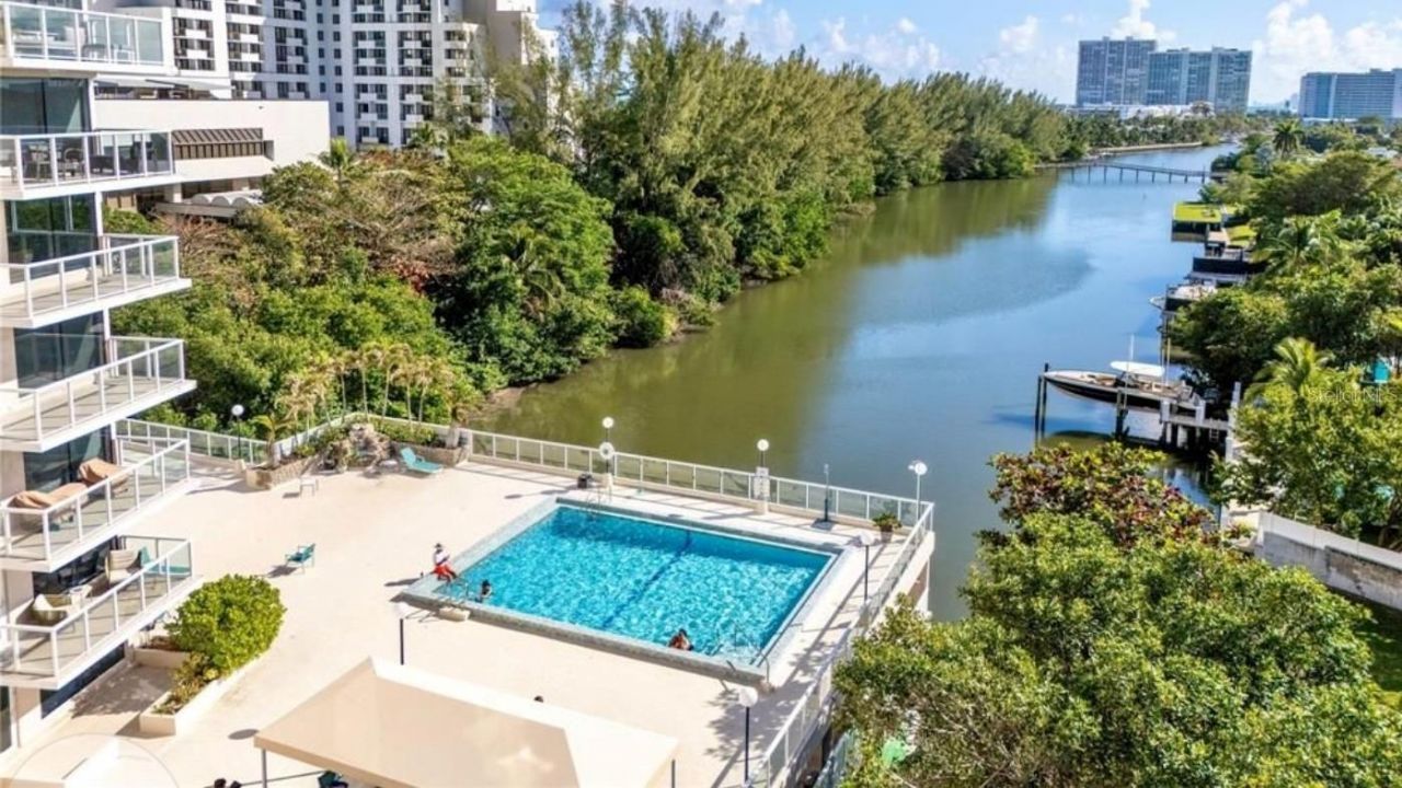 3000 Holiday Drive, Unit 1505, Fort Lauderdale, FL 33316 Photo