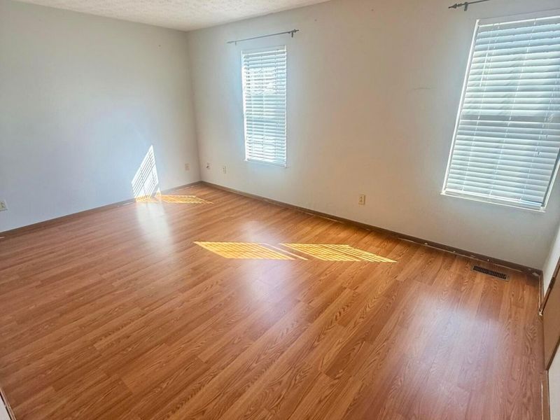 811 Crofton Place, Reynoldsburg, OH 43068 Photo 9