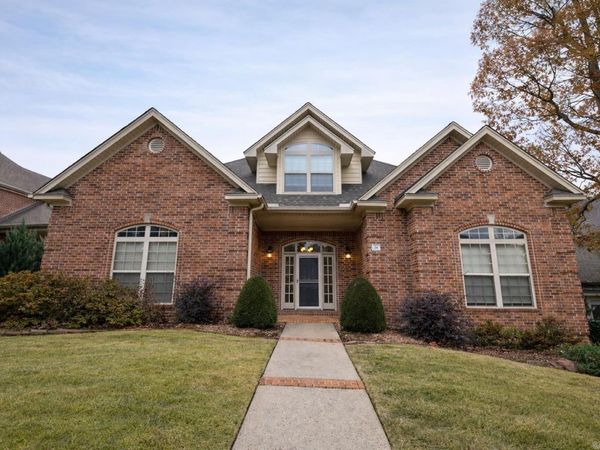 24 Wellington Colony Drive, Little Rock, AR 72211