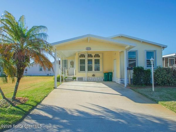 835 Sapodilla Drive , Barefoot Bay, FL 32976