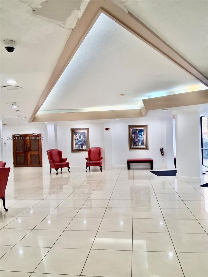 1300 NE Miami Gardens Dr, Unit 320E, Miami, FL 33179 Photo