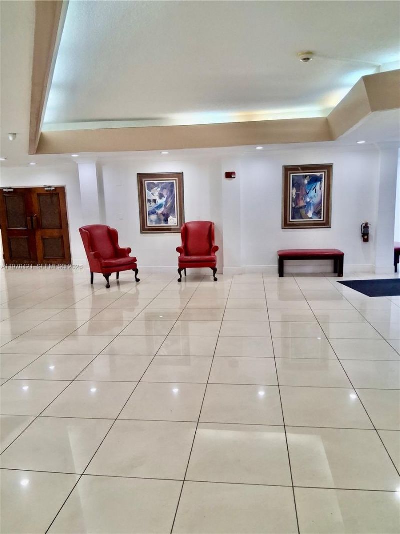 1300 NE Miami Gardens Dr, Unit 320E, Miami, FL 33179 Photo