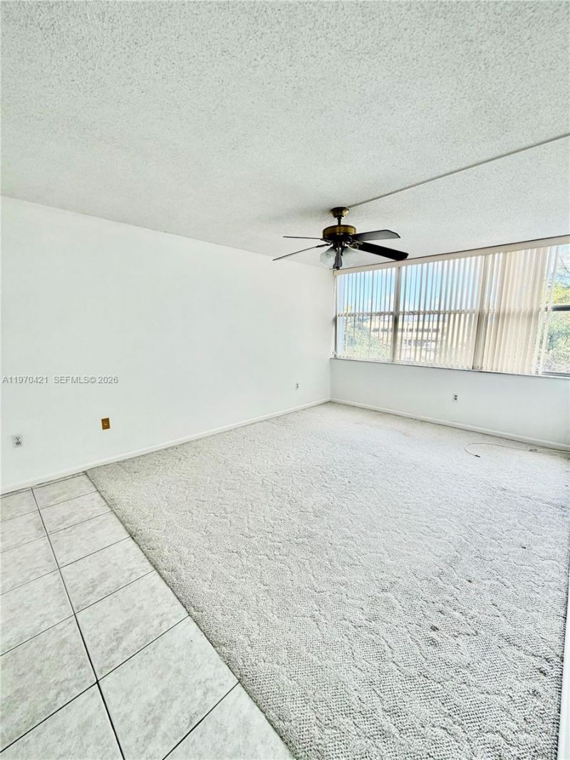 1300 NE Miami Gardens Dr, Unit 320E, Miami, FL 33179 Photo