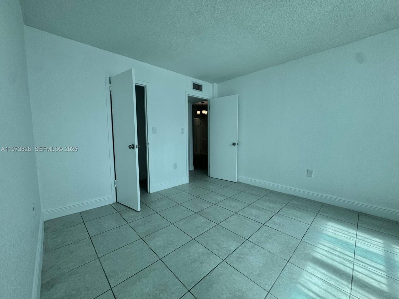 1800 Sans Souci Blvd, Unit 127, North Miami, FL 33181 Photo