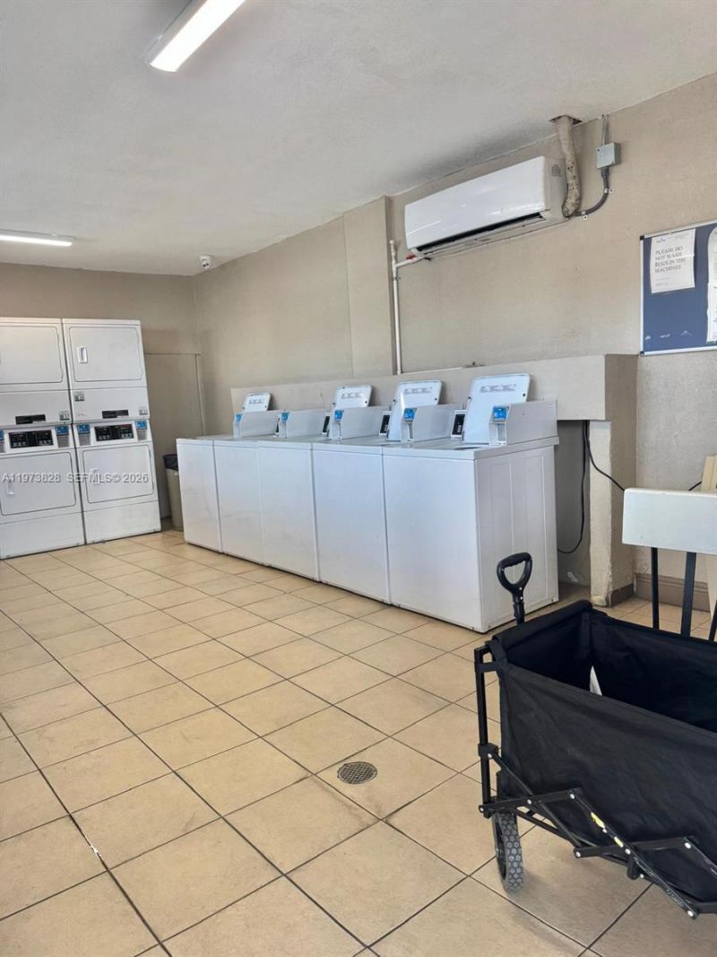 1800 Sans Souci Blvd, Unit 127, North Miami, FL 33181 Photo