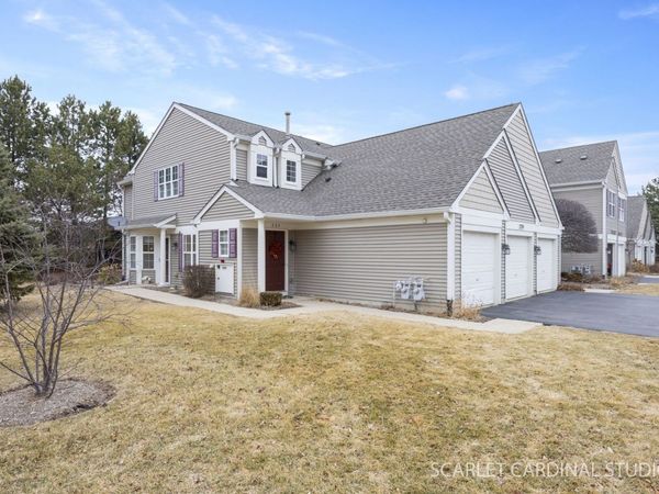 2204 Waterleaf Court, Unit 104, Naperville, IL 60564