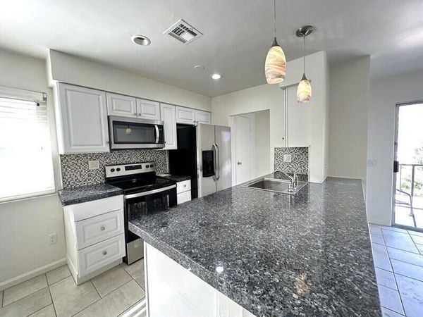 72714 Willow Street, Unit 4, Palm Desert, CA 92260