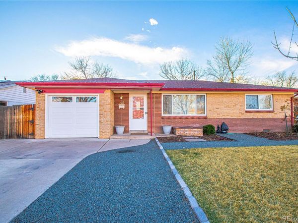 1543 S Benton Street , Lakewood, CO 80232
