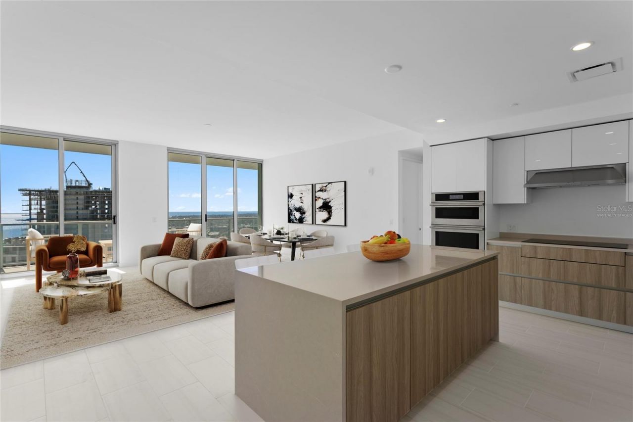 400 Central Avenue, Unit 2806, Saint Petersburg, FL 33701 Photo