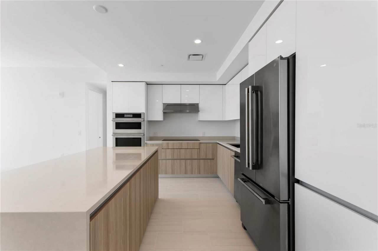 400 Central Avenue, Unit 2806, Saint Petersburg, FL 33701 Photo