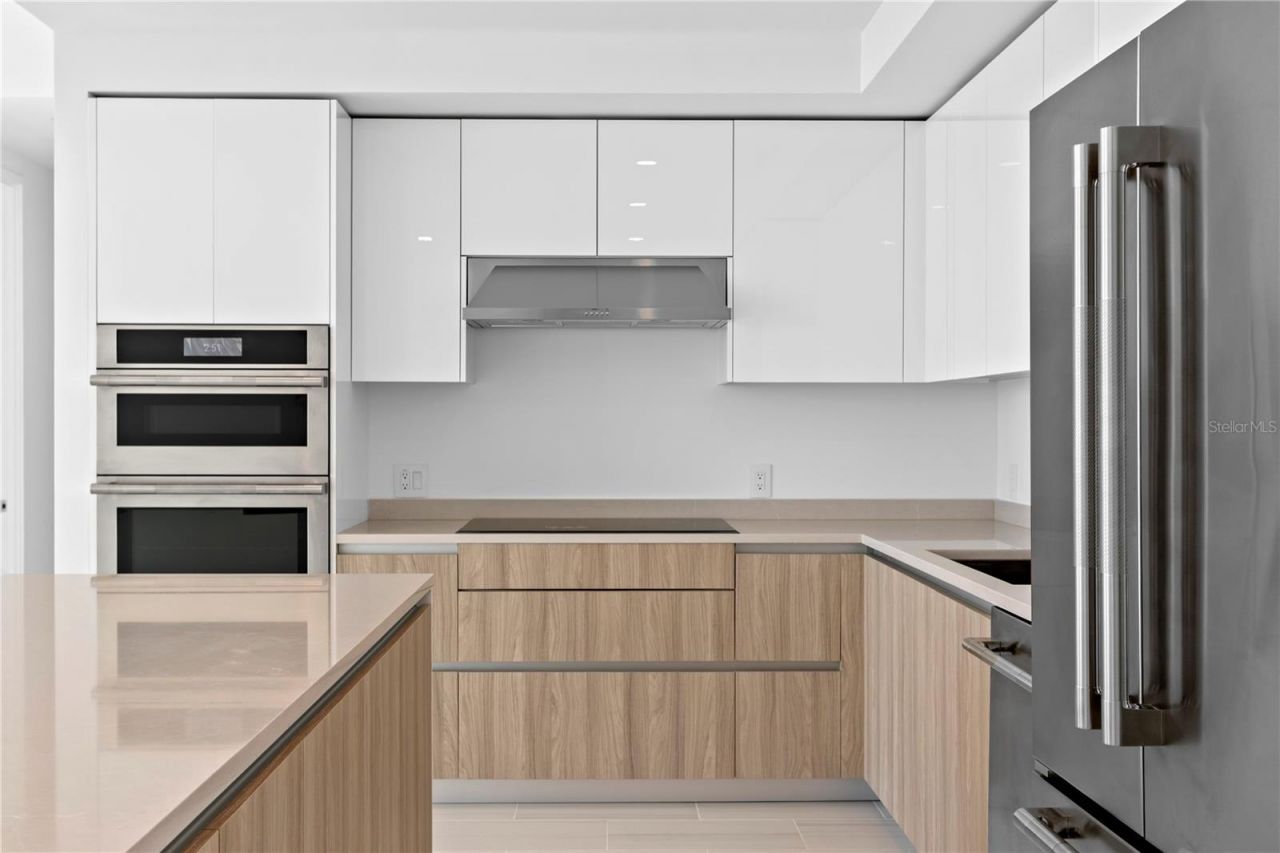 400 Central Avenue, Unit 2806, Saint Petersburg, FL 33701 Photo