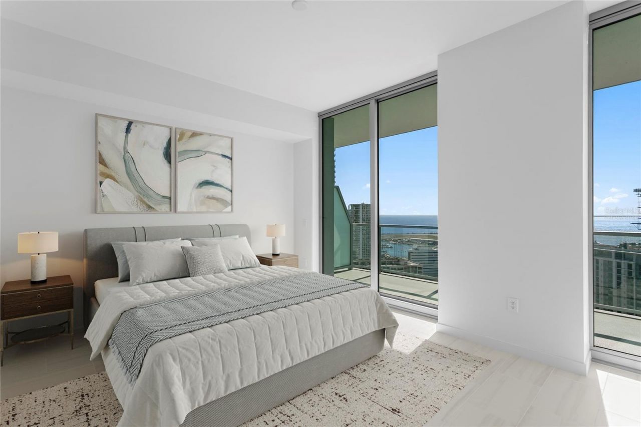 400 Central Avenue, Unit 2806, Saint Petersburg, FL 33701 Photo