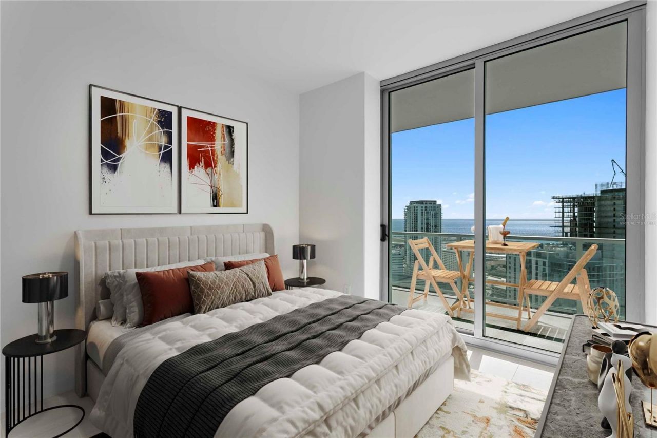 400 Central Avenue, Unit 2806, Saint Petersburg, FL 33701 Photo