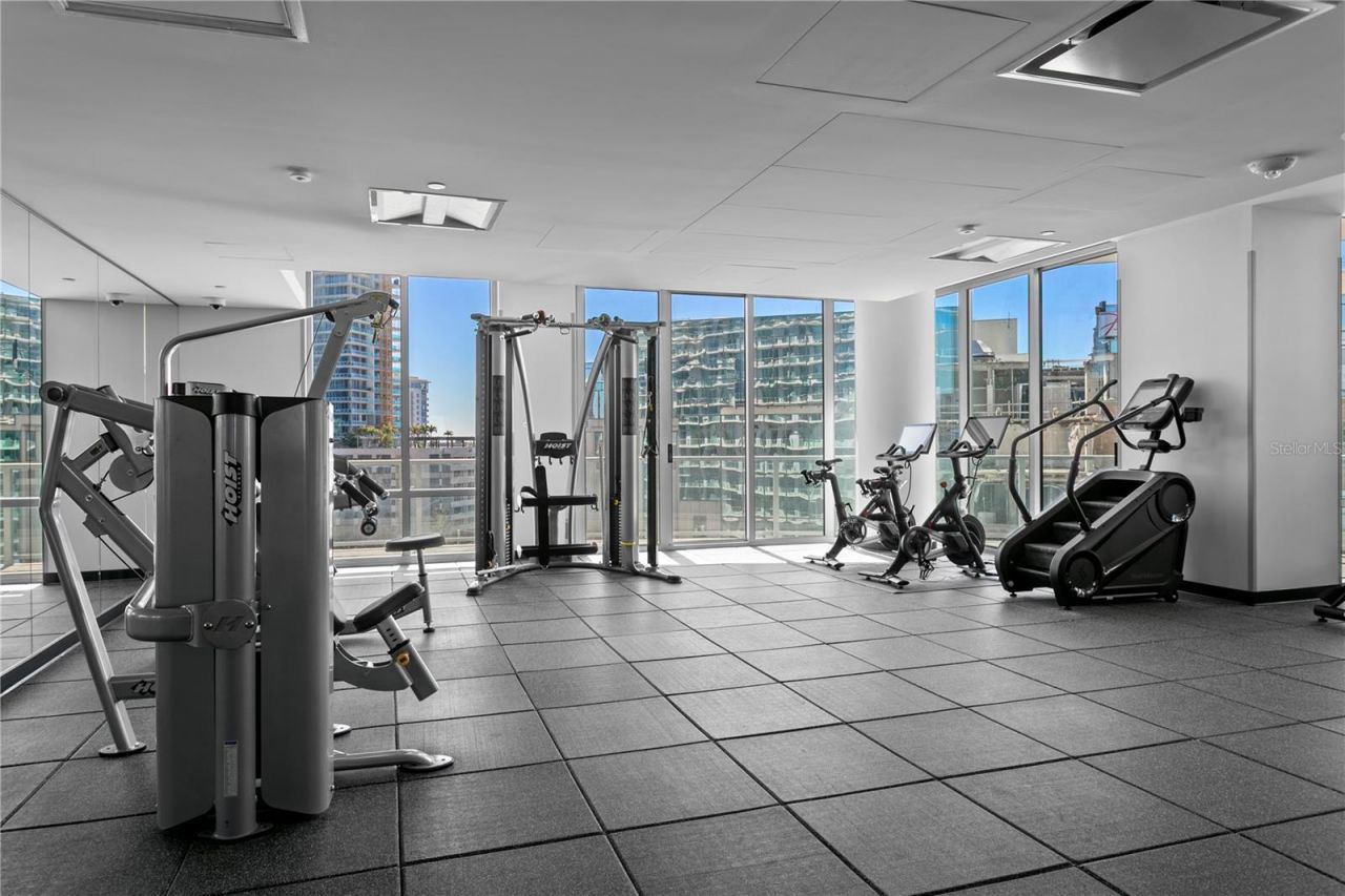 400 Central Avenue, Unit 2806, Saint Petersburg, FL 33701 Photo