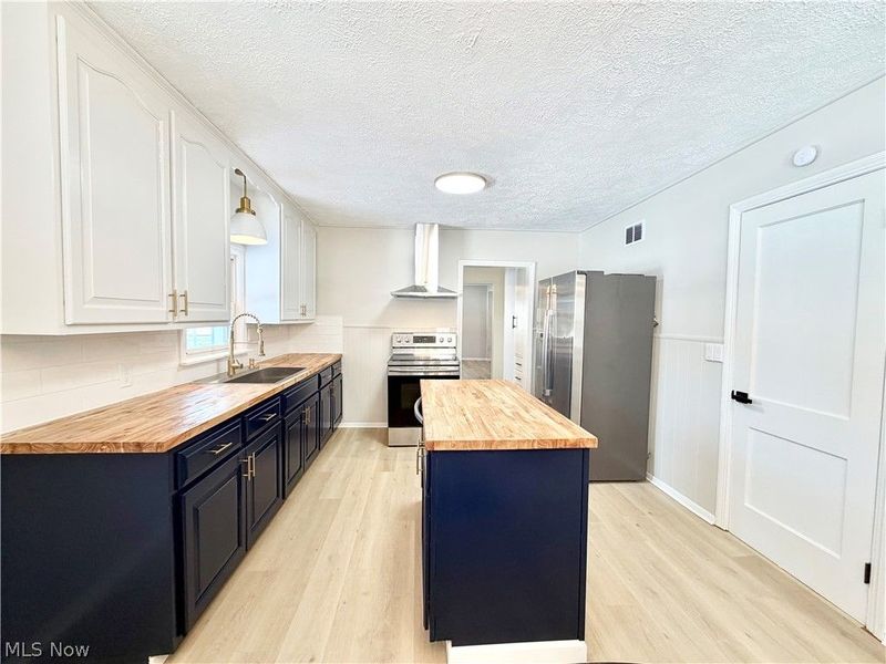 8720 Olde 8 Road, Northfield, OH 44067 Photo 12