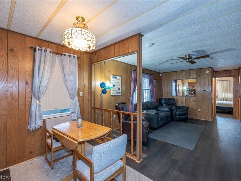 19 Sycamore Street, Olmsted Township, OH 44138 Photo 8