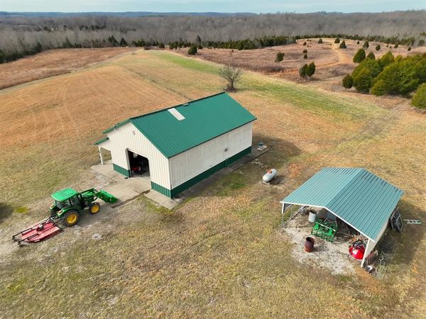 463 Charlie Shepherd Road , Morgantown, KY 42261