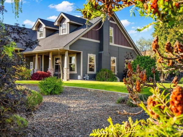 2140 Valley View Dr, Weiser, ID 83672