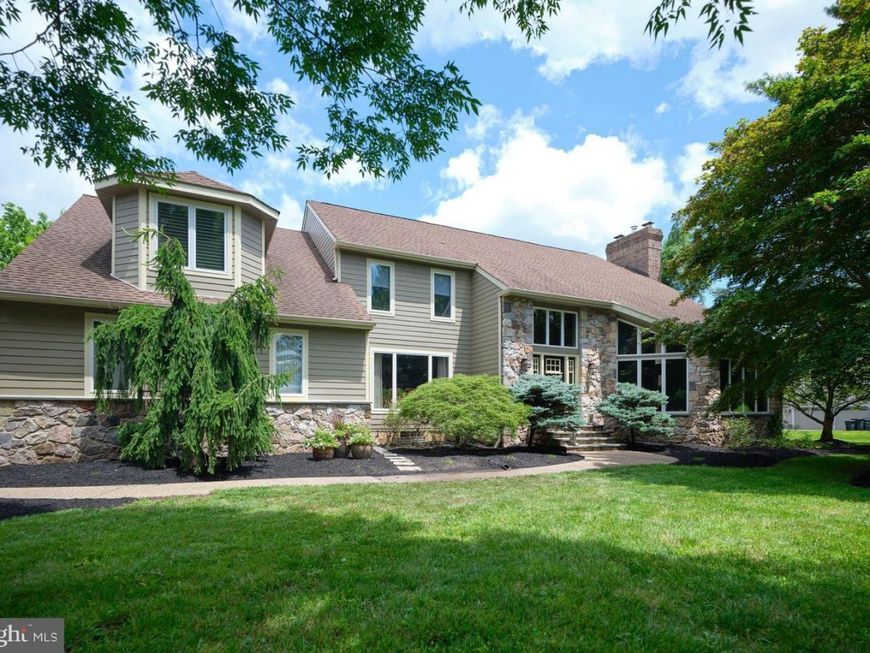 9 Skyview Drive, Ivyland, PA 18974 Main Photo