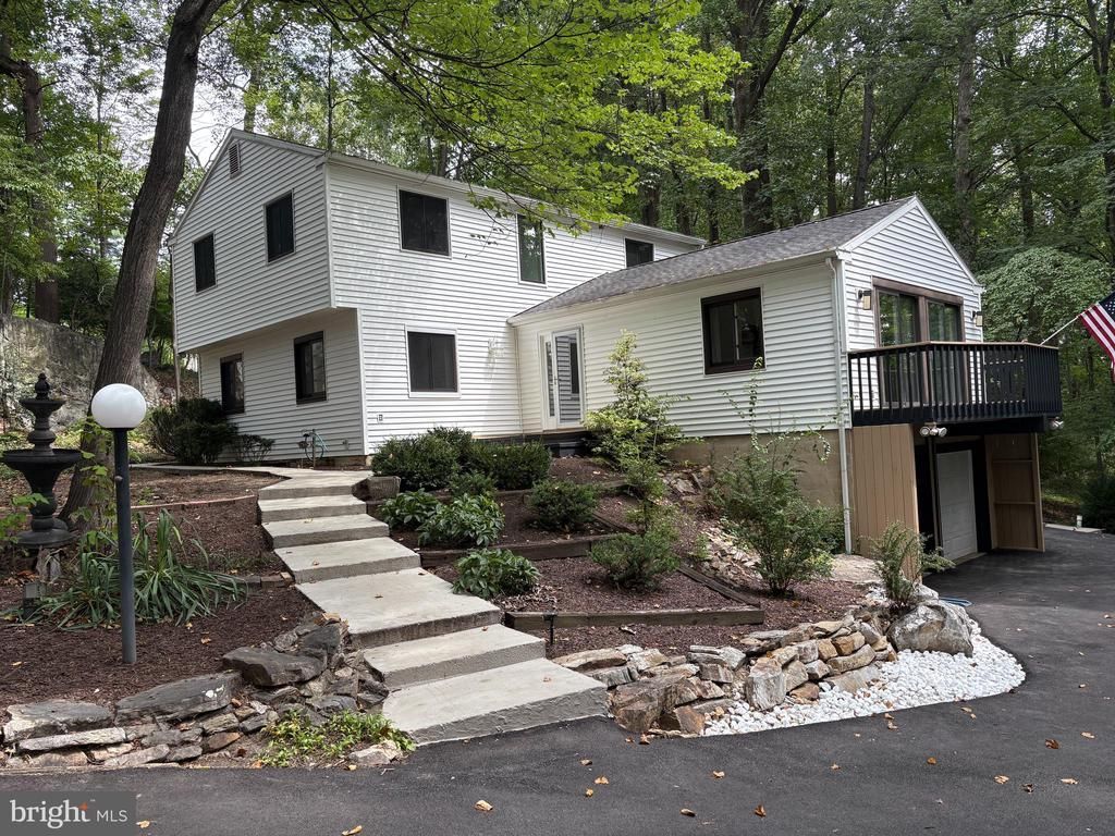 26 Mcilvain Drive, Downingtown, PA 19335 Main Photo