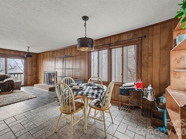 5495 Pine Ridge Drive, Connelly Springs, NC 28612