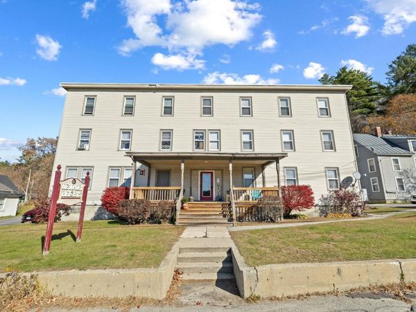 524 Sunapee Street, Unit 8, Newport, NH 03773