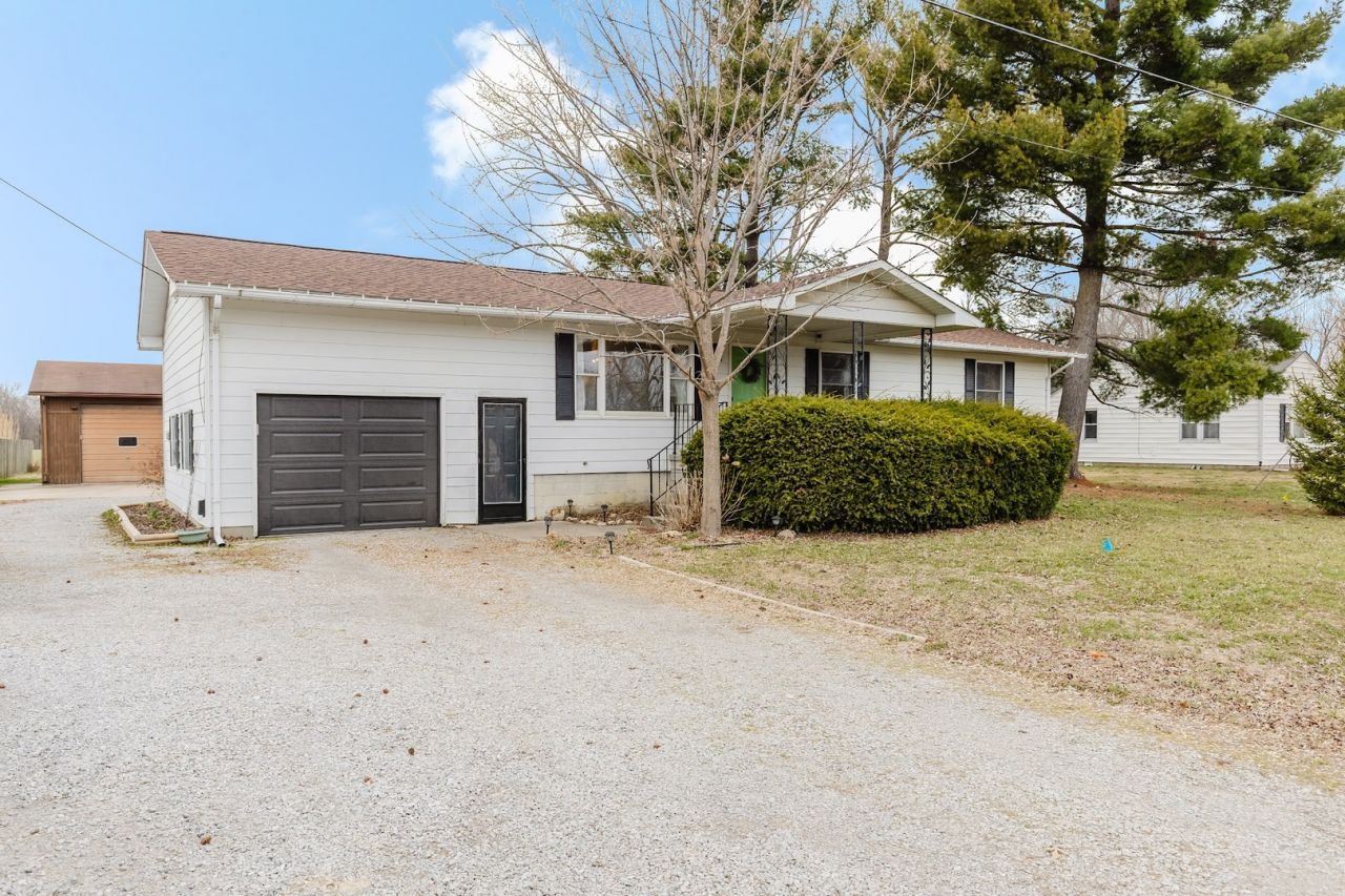 657 Us Route 51, Du Quoin, IL 62832 Main Photo