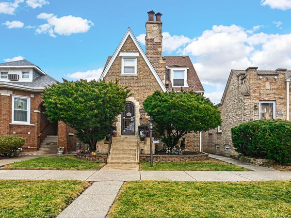 10037 S Morgan Street, Chicago, IL 60643