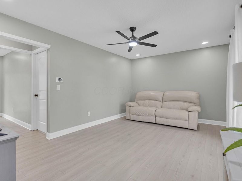 4123 Arbury Lane, Columbus, OH 43224 Photo 6