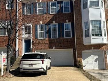 45798 MOUNTAIN PINE SQUARE, STERLING, VA 20166