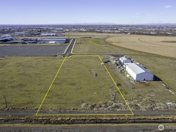 0 Silva Street, Unit D, Moses Lake, WA 98837