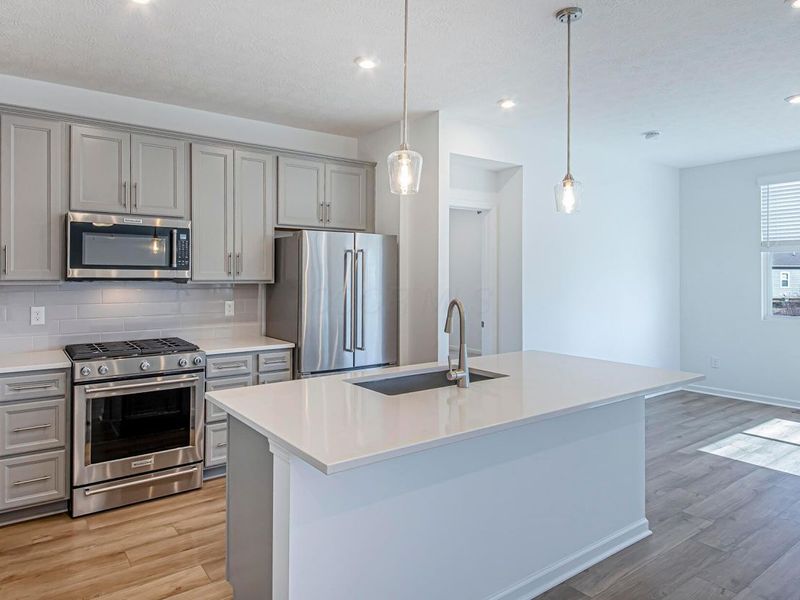 538 Penwell Drive, Delaware, OH 43015 Photo 2