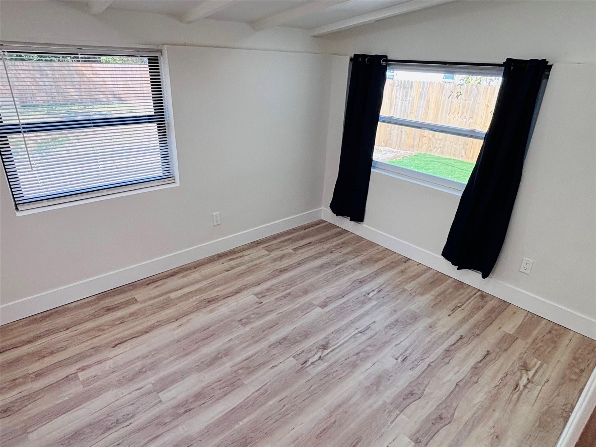 105 NW 28th Way, Fort Lauderdale, FL 33311 Photo