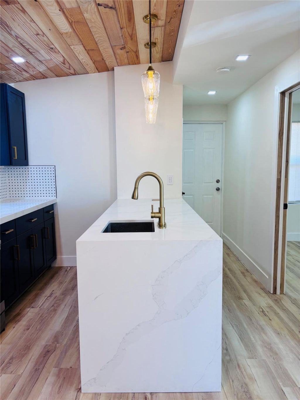 105 NW 28th Way, Fort Lauderdale, FL 33311 Photo