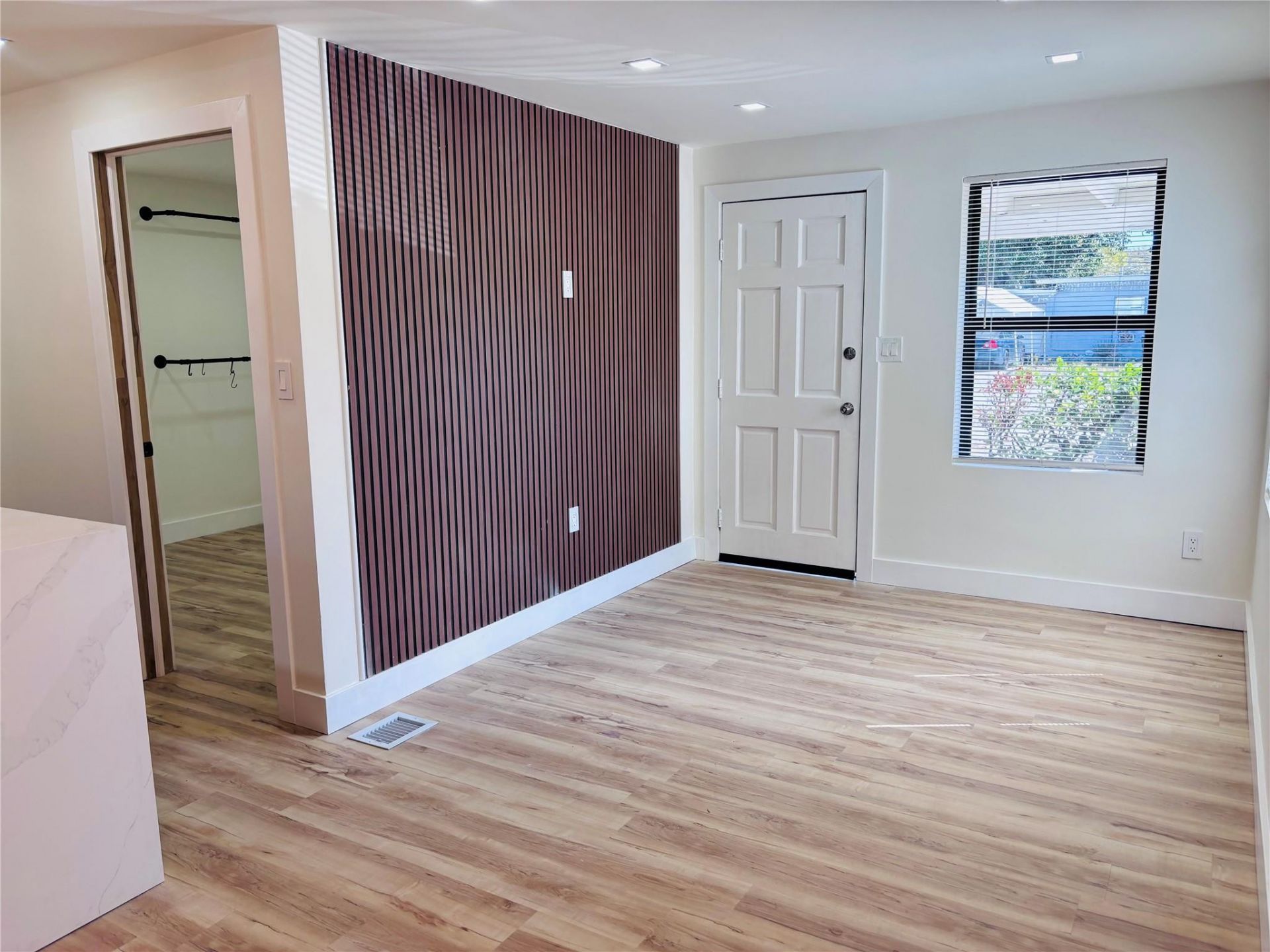 105 NW 28th Way, Fort Lauderdale, FL 33311 Photo