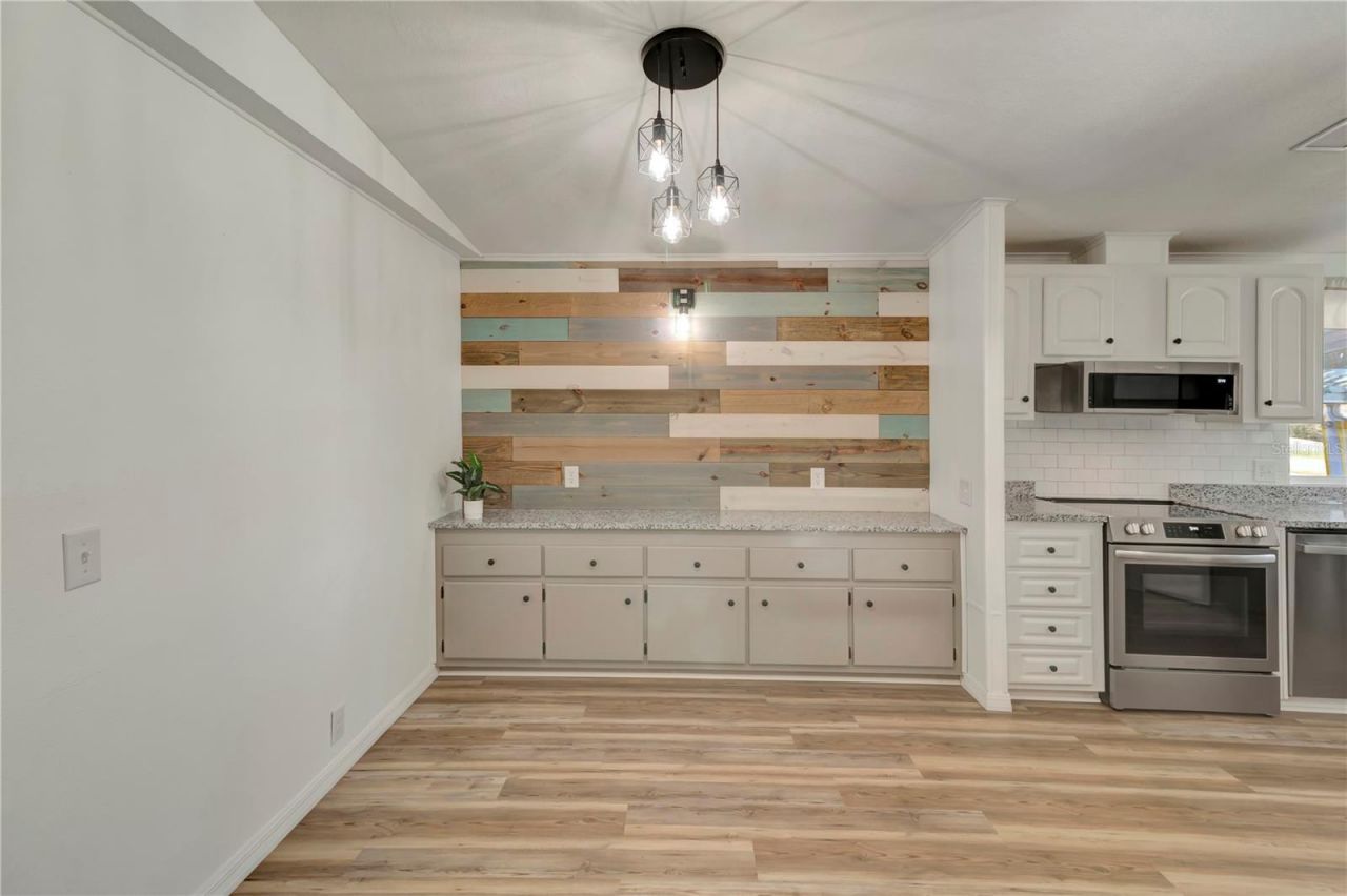 3935 Parway Road , Unit 1322, Zellwood, FL 32798 Photo