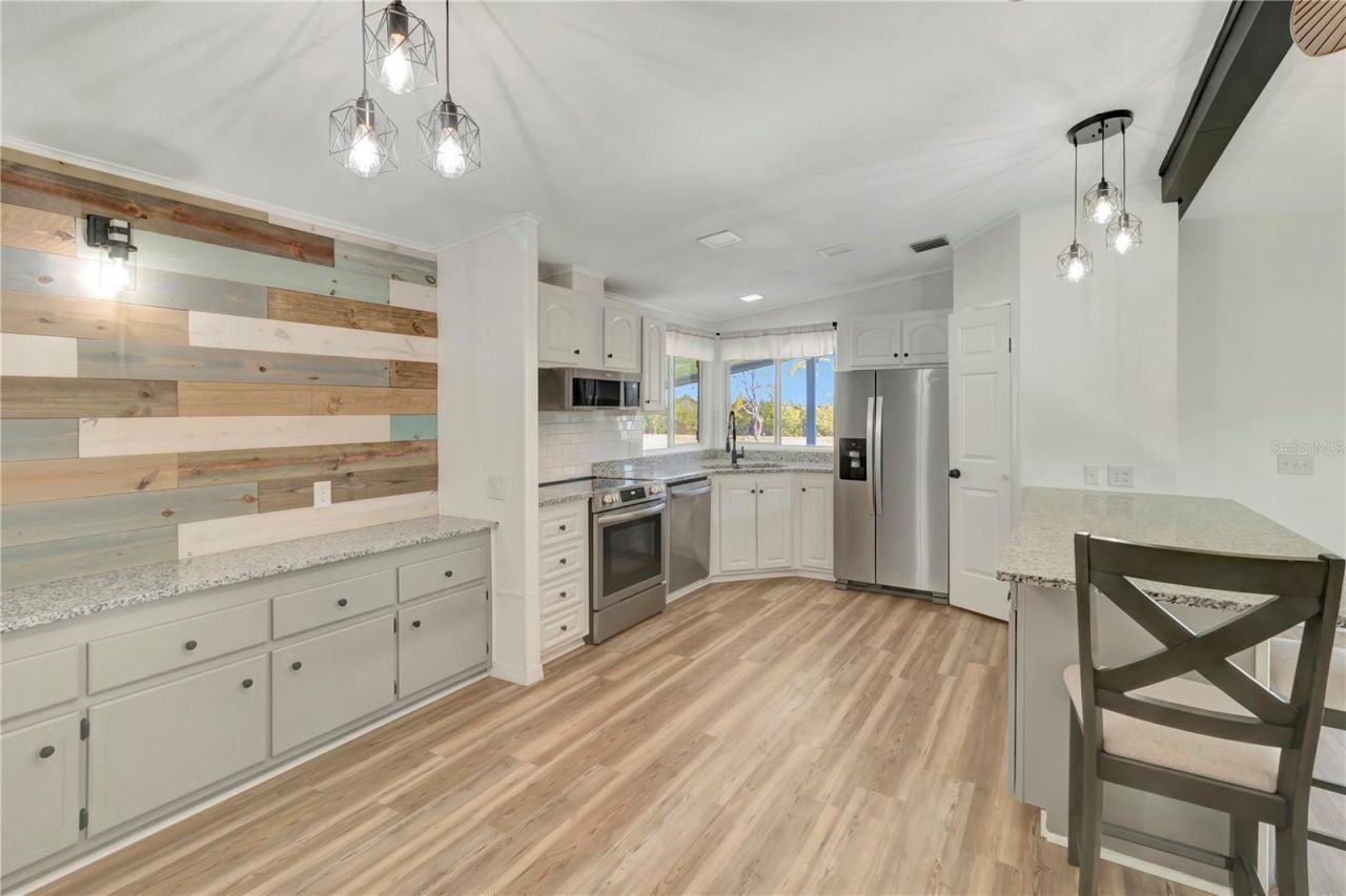 3935 Parway Road , Unit 1322, Zellwood, FL 32798 Photo