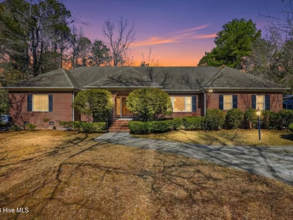 122 Spring Chase Lane, Rocky Point, NC 28457