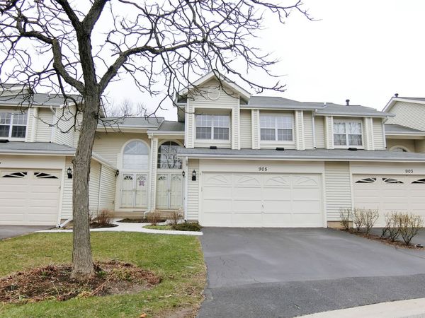 905 Sturnbridge Court , Schaumburg, IL 60173